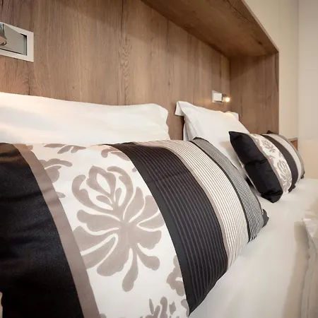 Lägenhet Vindobona 1 *